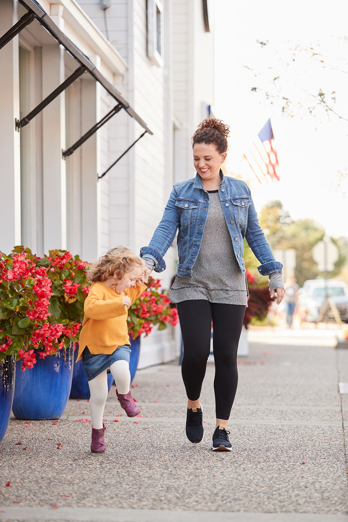 daily uniform, denim jacket, leggings, fall style